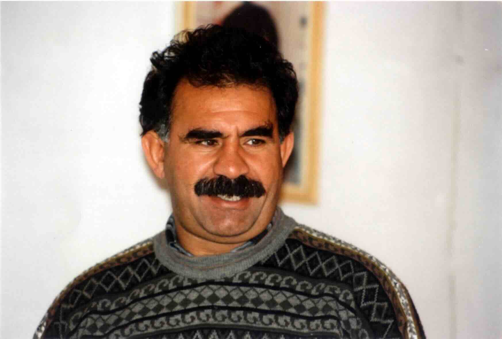 LI SER 1'Ê GÛLANÊ Û TEKOŞÎNA SOSYALÎZMÊ